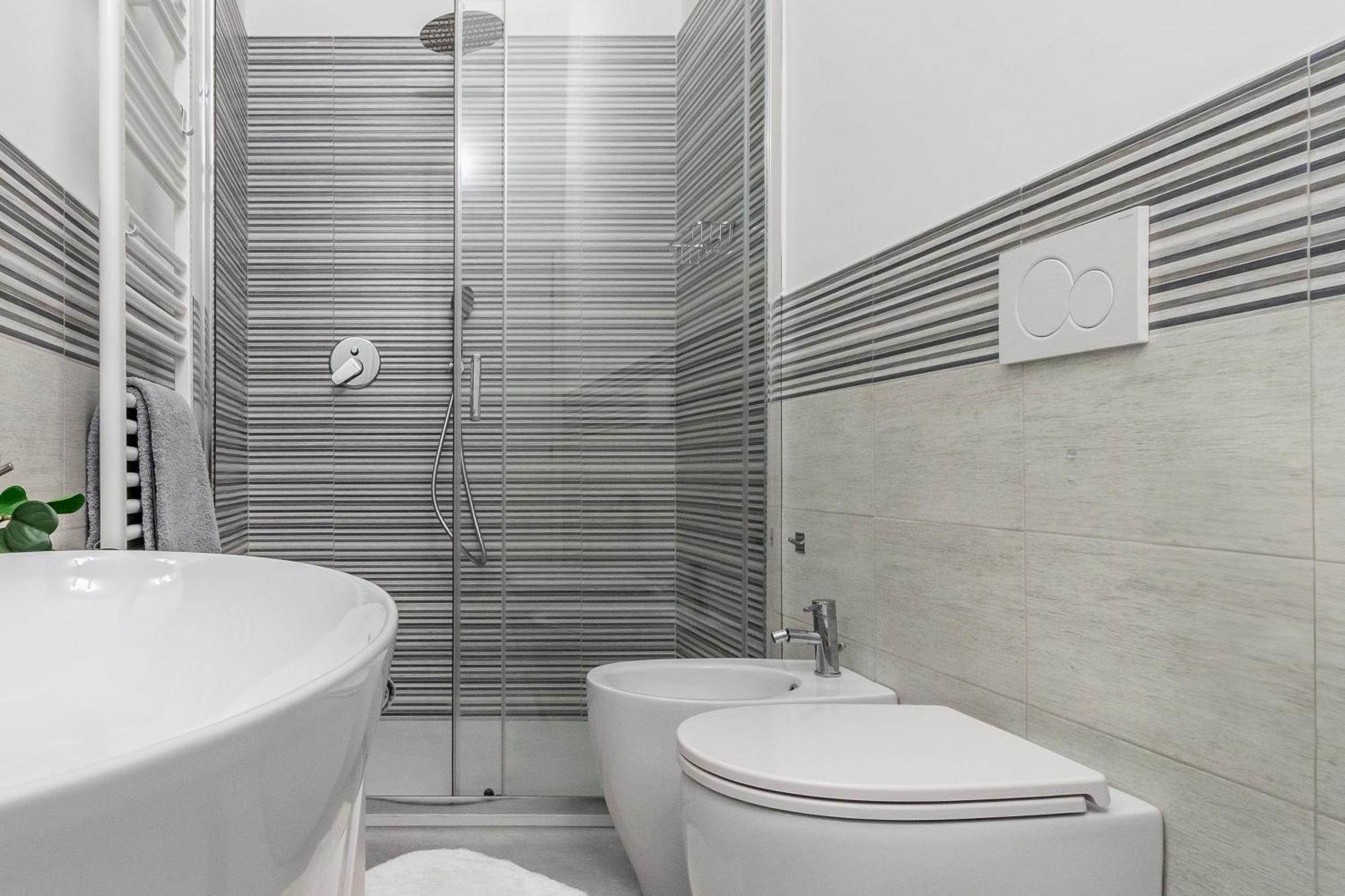 Apartment Via Lecco 6 *